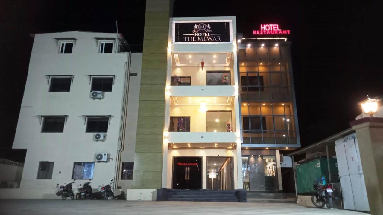Hotel The Mewar Dabok Exteriör bild